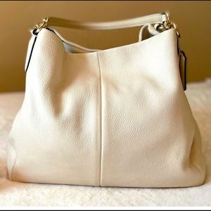 Stunning NWOT Coach HALLE shoulder bag satchel